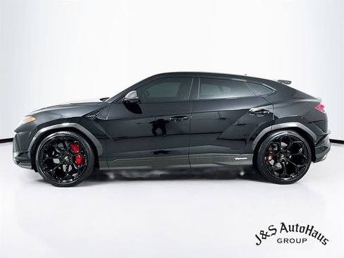 Used 2023 Lamborghini Urus Performante image 4