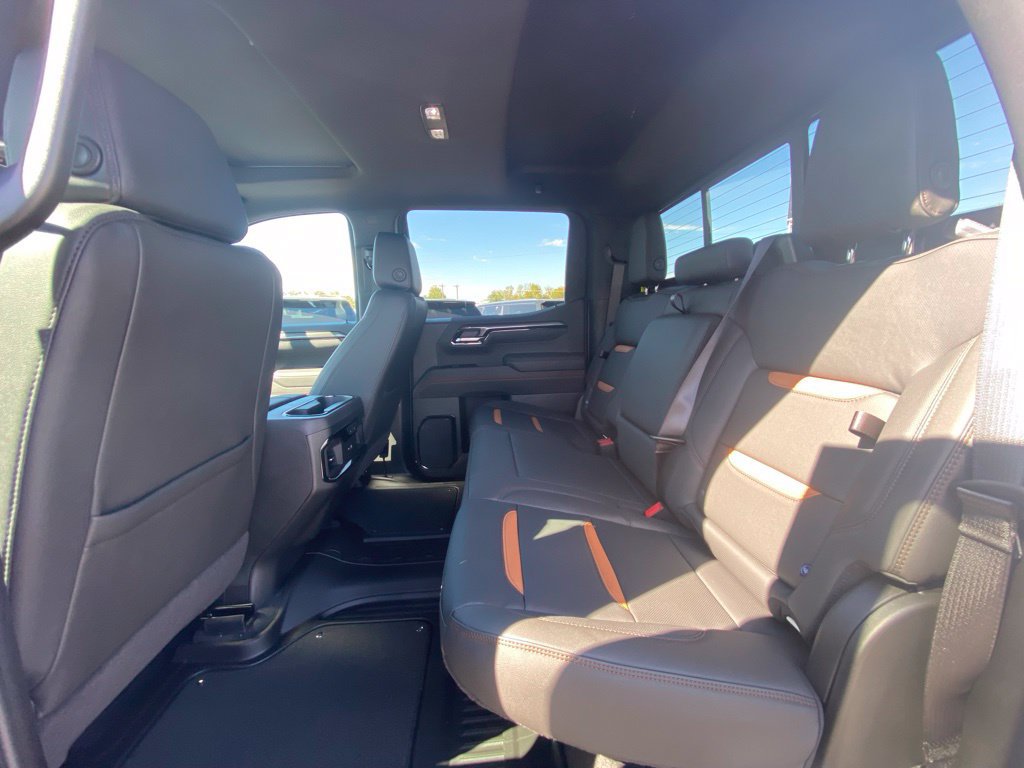 New 2026 GMC Sierra 1500 AT4 w/ AT4 Premium Package AWD/4WD image 27