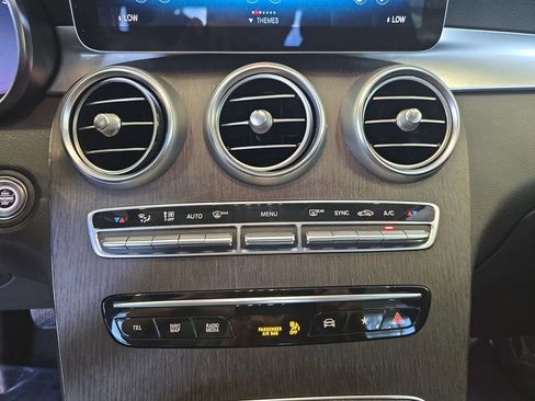 Certified 2021 Mercedes-Benz GLC 300 4MATIC image 25