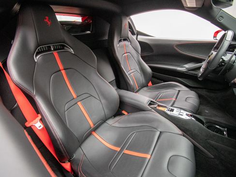 Used 2022 Ferrari SF90 Stradale AWD/4WD image 13