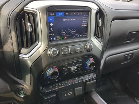 Used 2021 Chevrolet Silverado 1500 LT Trail Boss w/ Convenience Package II image 11