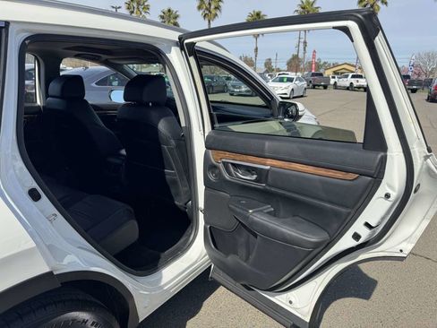 Used 2017 Honda CR-V EX-L image 17