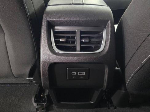Used 2025 Chevrolet Blazer LT w/ Convenience Package FWD image 16