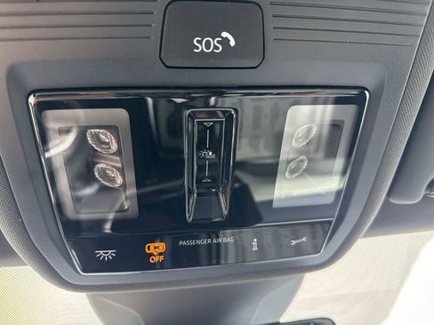New 2025 Volkswagen ID.4 Pro S AWD/4WD image 12