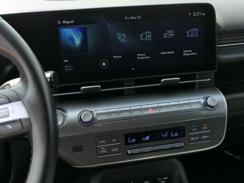 Certified 2024 Hyundai Kona SEL FWD image 17