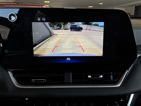 Used 2025 Chevrolet Equinox LT FWD image 31
