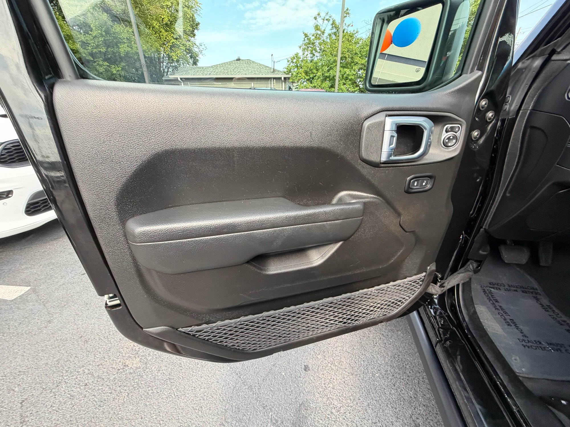 Used 2026 Jeep Gladiator Mojave AWD/4WD image 15
