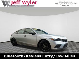 Used 2023 Honda Civic Sport image 1