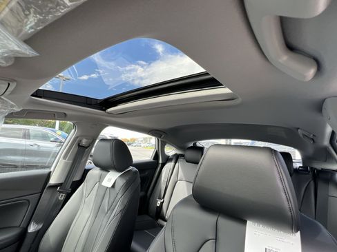 Used 2026 Acura Integra image 21