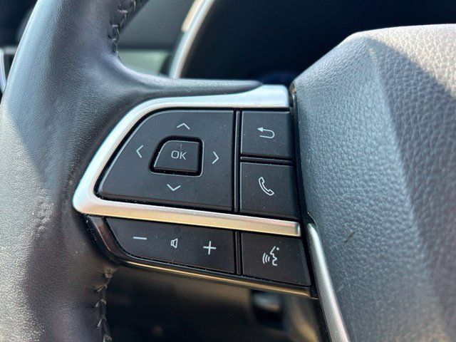 Used 2023 Toyota Highlander Limited AWD/4WD image 28