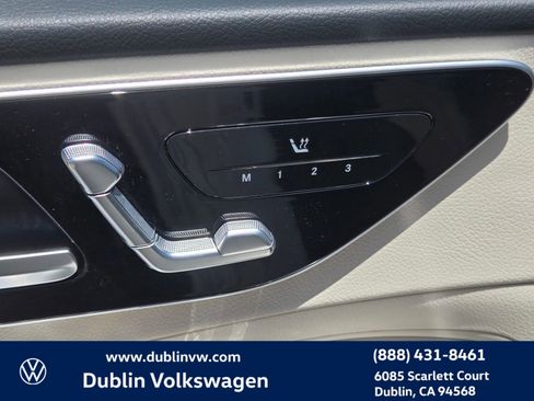 Used 2022 Mercedes-Benz C 300 Sedan image 11