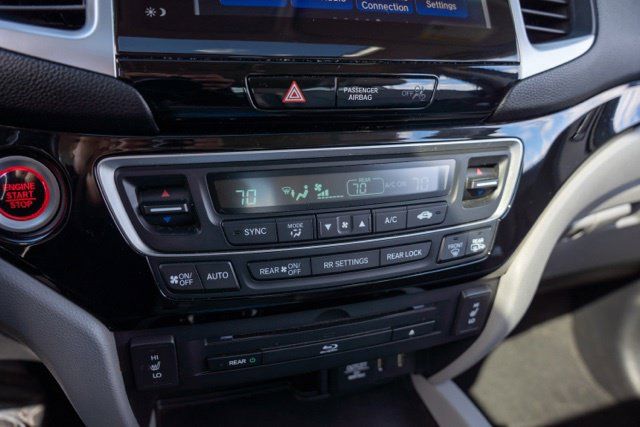 Used 2017 Honda Pilot Touring image 22
