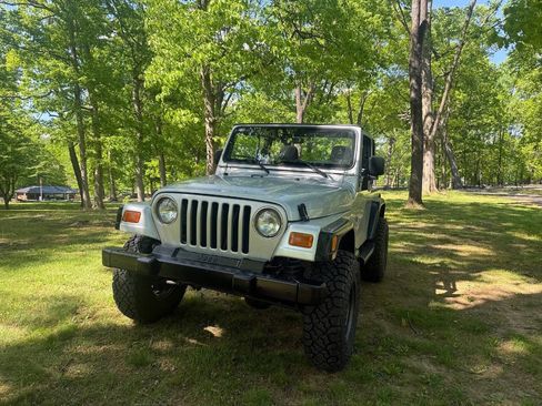 Used 2003 Jeep Wrangler SE AWD/4WD image 4