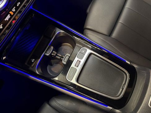 Certified 2025 Mercedes-Benz GLB 250 image 14