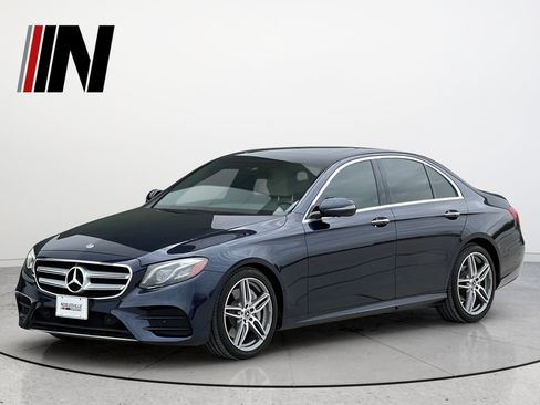 Used 2019 Mercedes-Benz E 300 image 1