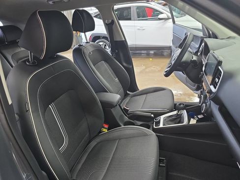 New 2026 Hyundai Venue SEL FWD image 10
