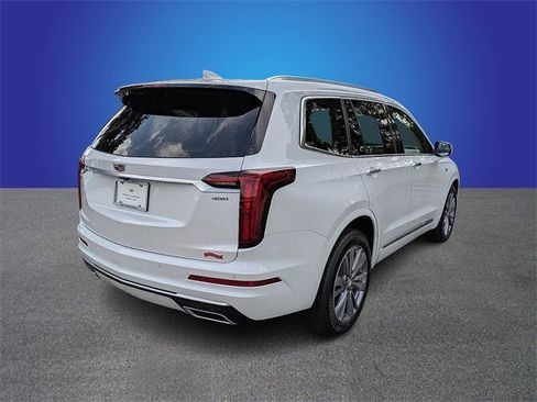 New 2025 Cadillac XT6 Premium Luxury image 5