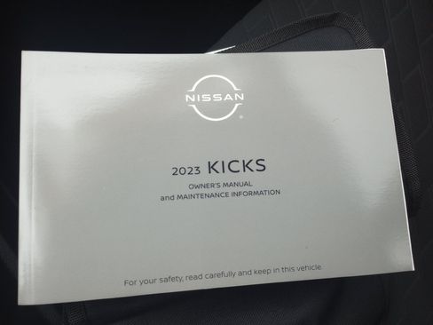 Used 2023 Nissan Kicks SV FWD image 38