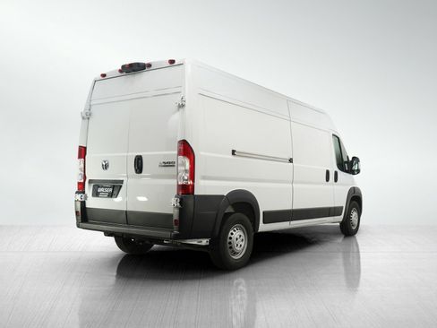 Used 2024 RAM ProMaster 2500 w/ Convenience Group FWD image 5