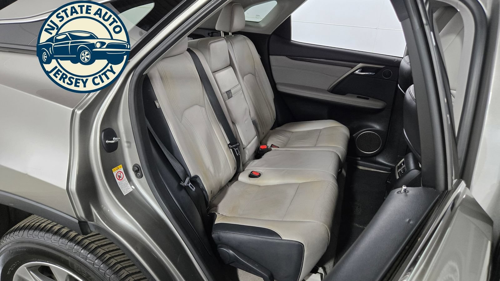 Used 2019 Lexus RX 350 AWD w/ Navigation Package image 36