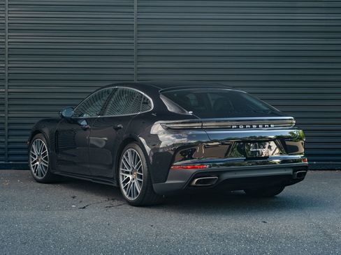 Certified 2024 Porsche Panamera 4 AWD/4WD image 3