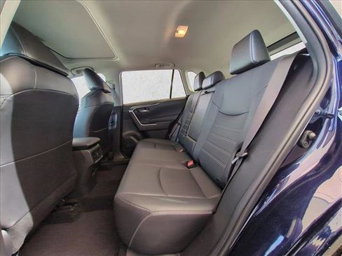 Used 2021 Toyota RAV4 XLE Premium FWD image 19