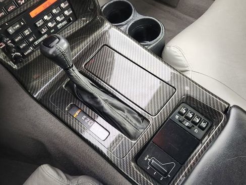 Used 1996 Chevrolet Corvette Coupe RWD image 17