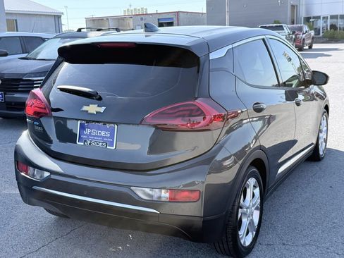 Used 2017 Chevrolet Bolt LT FWD image 5