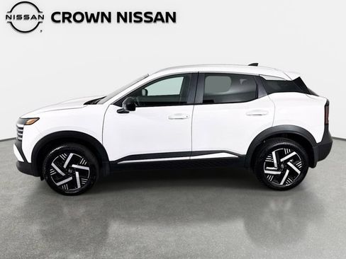 Certified 2026 Nissan Kicks SV FWD image 9