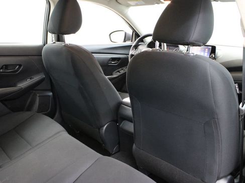 Used 2025 Nissan Sentra S FWD image 17