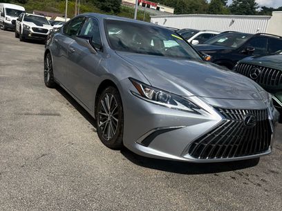 Used 2023 Lexus ES 350 w/ Premium Package