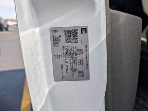 New 2026 Chevrolet Express 2500 Extended w/ Driver Convenience Package image 24