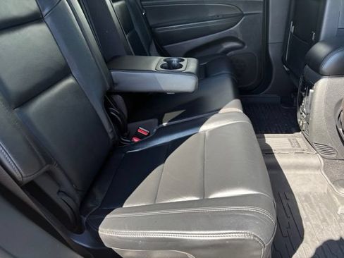 Used 2021 Jeep Grand Cherokee Limited AWD/4WD image 19