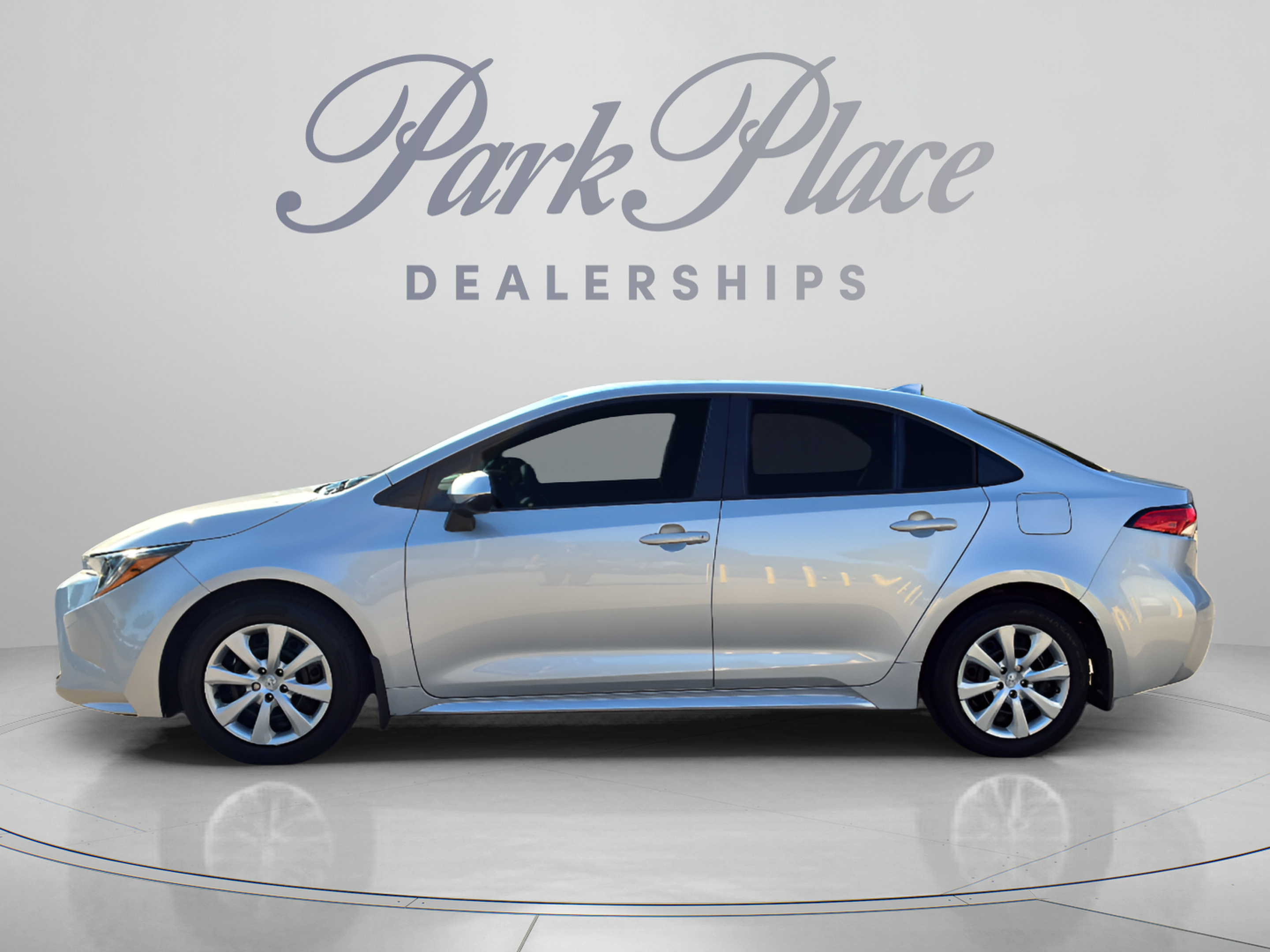 Used 2026 Toyota Corolla LE FWD image 2