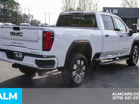 Used 2025 GMC Sierra 3500 Denali w/ Technology Package image 6