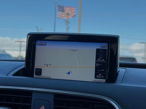 Used 2018 Audi Q3 2.0T Premium Plus image 5