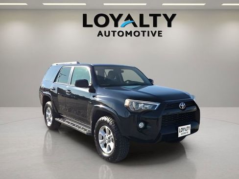Used 2016 Toyota 4Runner SR5 AWD/4WD image 7