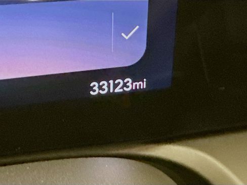 Used 2024 Buick Encore GX Sport Touring image 19