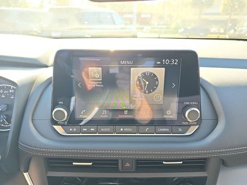 New 2026 Nissan Rogue SV image 23