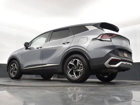 Used 2025 Kia Sportage LX FWD image 12