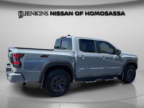 Used 2025 Nissan Frontier PRO-4X w/ Pro Premium Package image 2