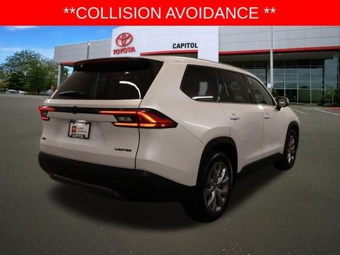 Certified 2024 Toyota Grand Highlander Limited image 3