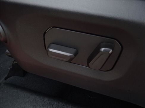 New 2025 Jeep Wrangler Sahara w/ Technology Group image 26