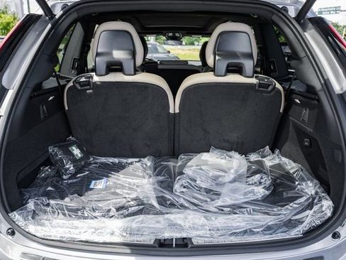 Used 2026 Volvo XC90 B6 Ultra w/ Protection Package Premier image 9