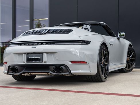 New 2026 Porsche 911 Carrera T image 12