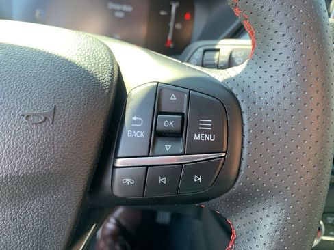 Certified 2025 Ford Escape ST-Line AWD/4WD image 30