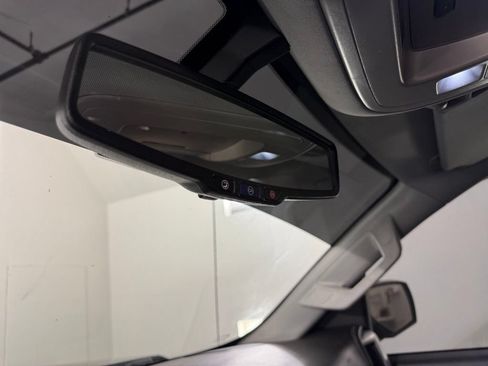 Used 2017 GMC Sierra 1500 SLE w/ SLE Value Package AWD/4WD image 16
