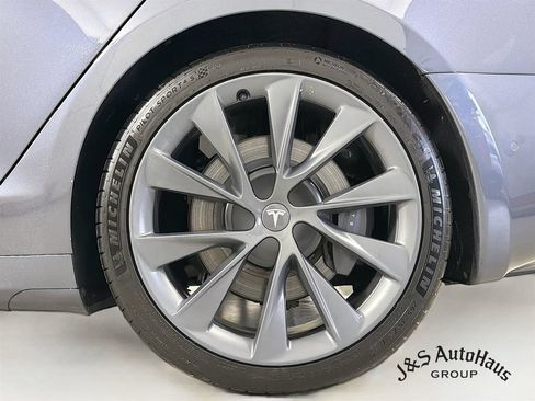 Used 2020 Tesla Model S Long Range AWD/4WD image 38