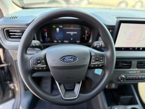 New 2025 Ford Maverick XL image 15