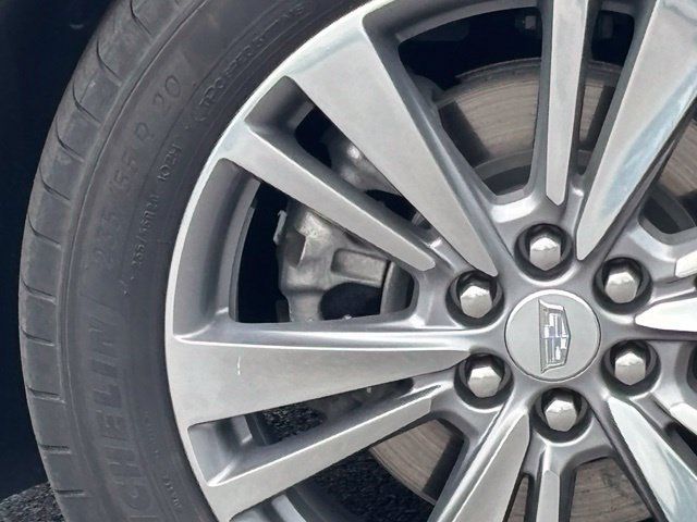 Used 2024 Cadillac XT5 Premium Luxury FWD image 8